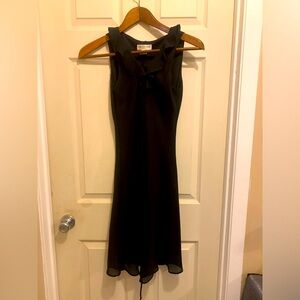 Ayln Paige sleeveless  black midi dress w/ lace up ruffle necklace - s 5/6
